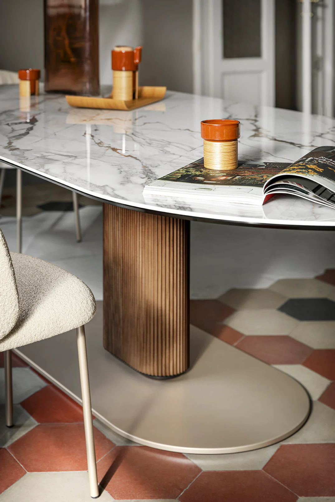 Cameo 2m Extending Table - Image 3