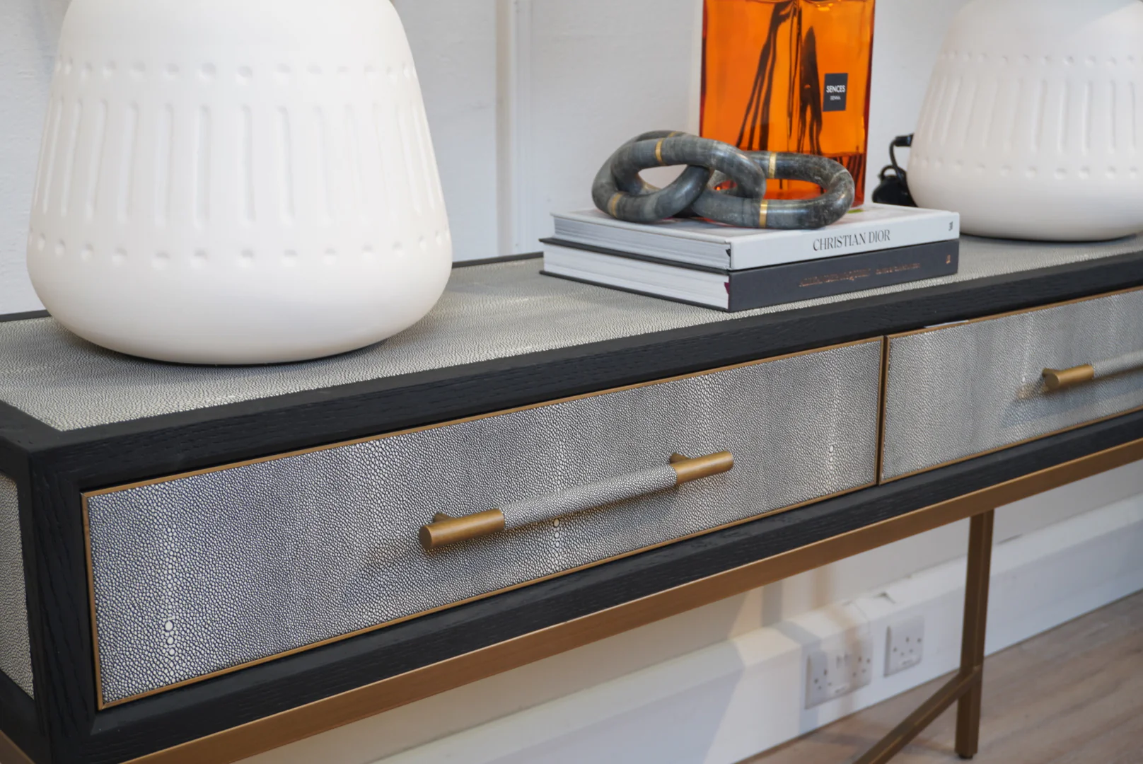 Kriss Console Table - Image 3