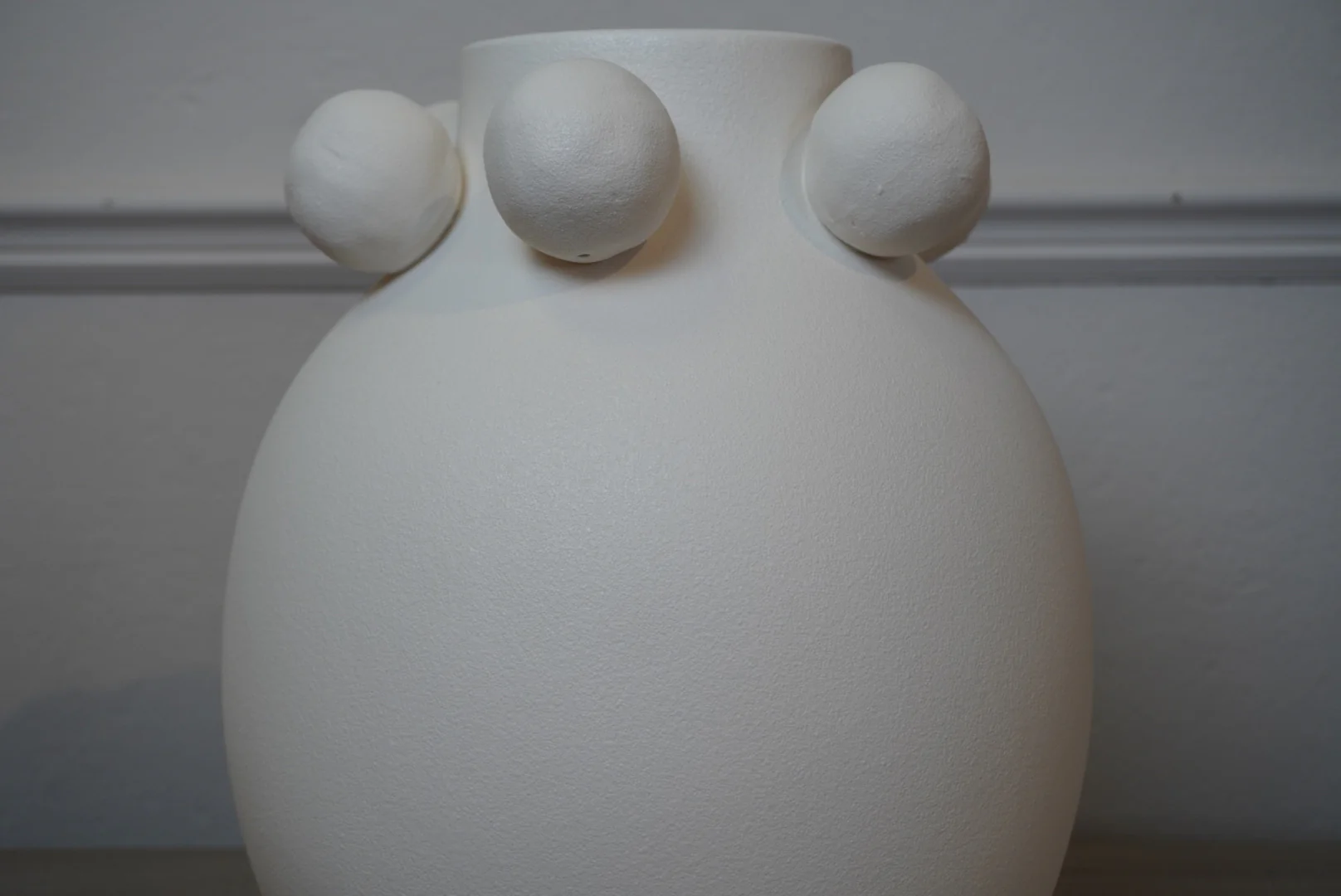 Large Bria Bobble Vase - Image 3