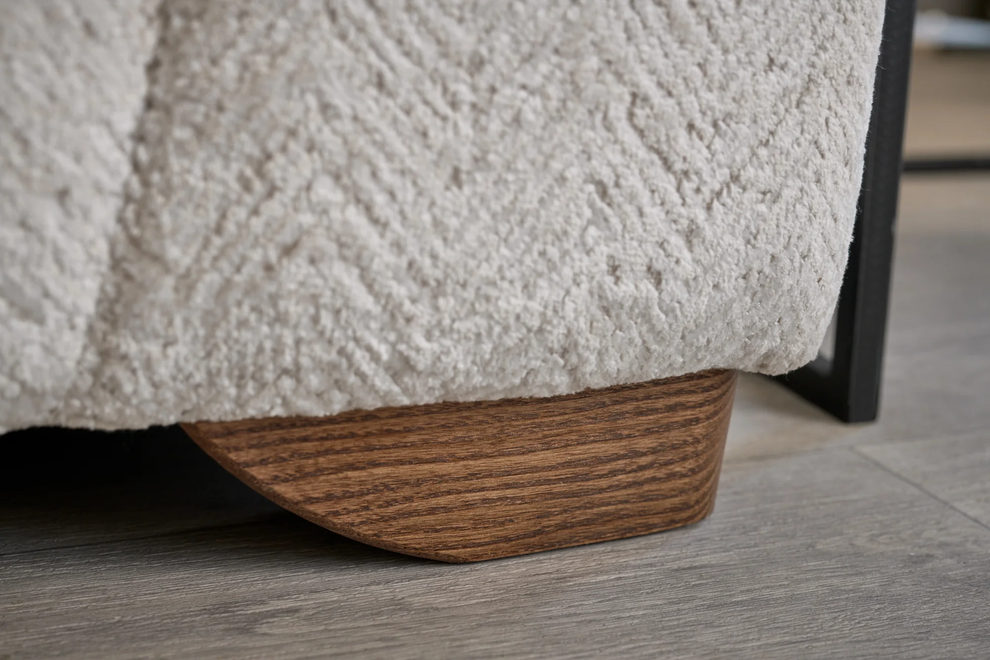 Maxwell Grand Sofa - Image 3