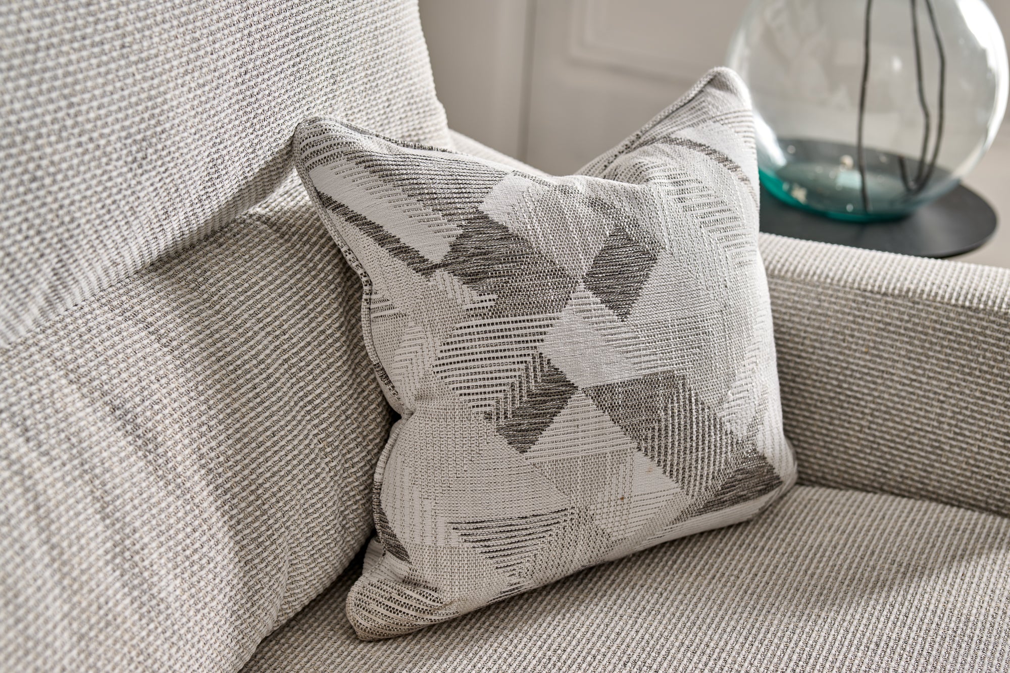 Nimbus Power Sofa - Image 3