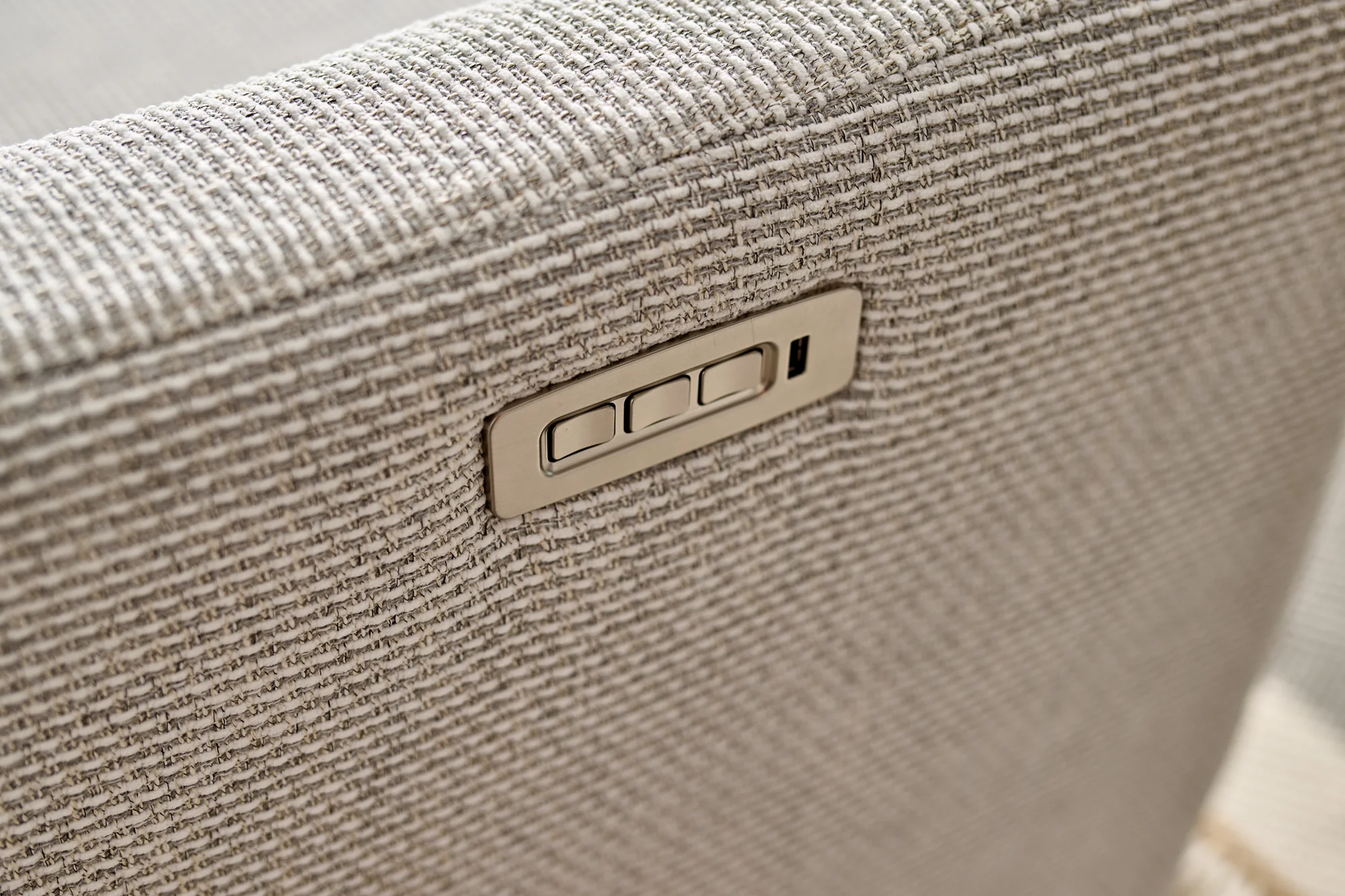 Nimbus Power Sofa - Image 4