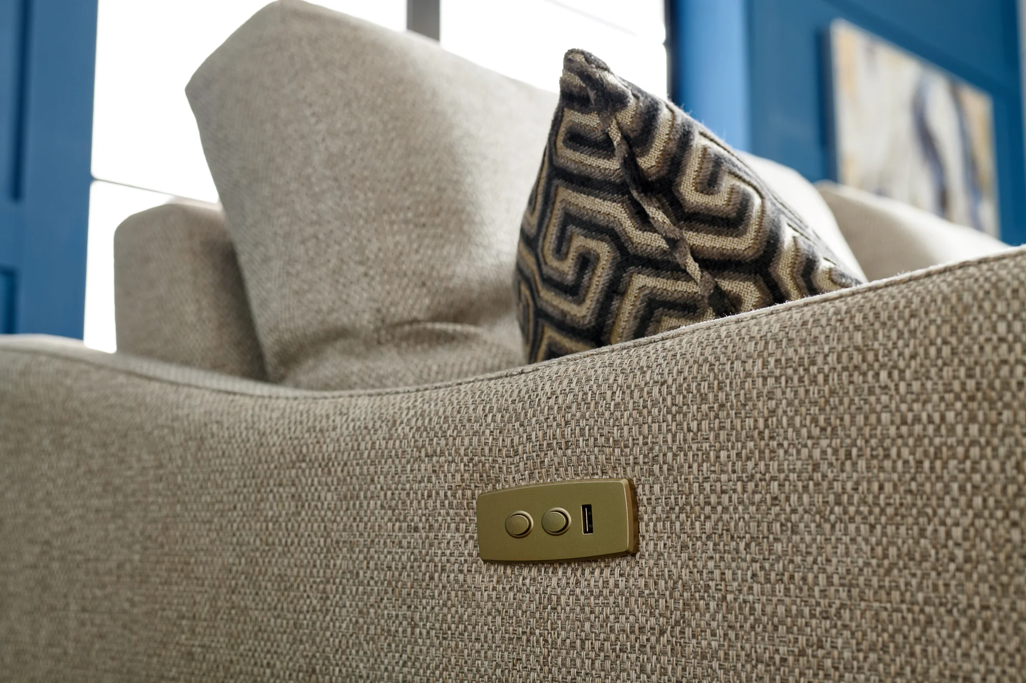 Nimbus Power Sofa - Image 6