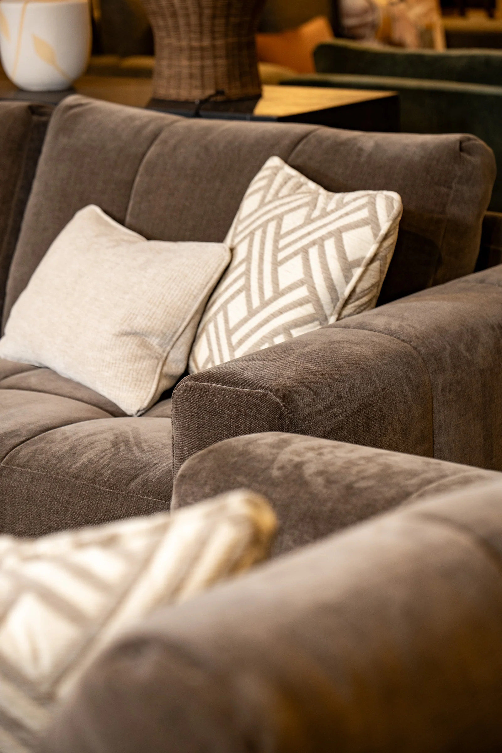 Opus Corner Sofa - Image 3