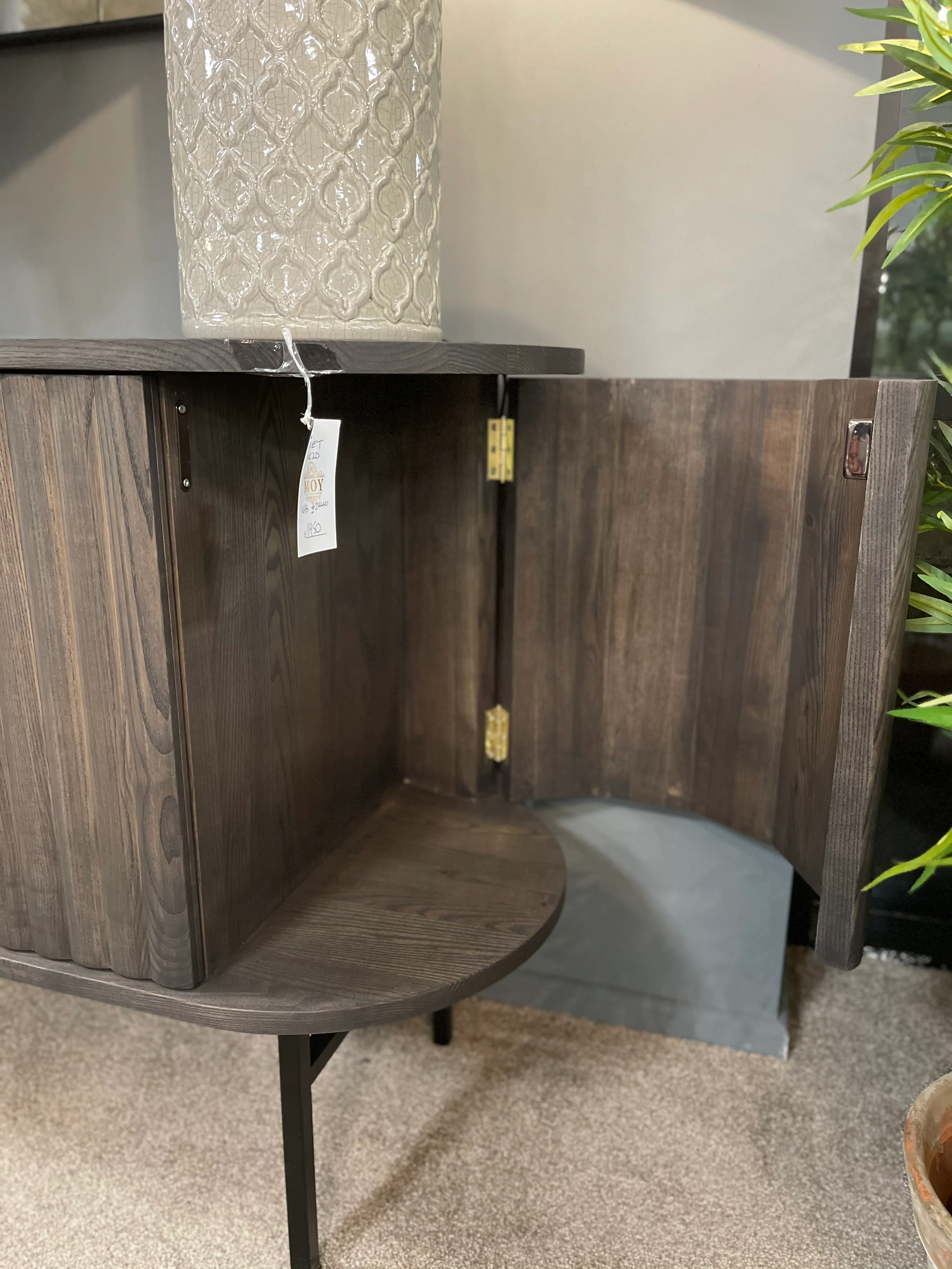 Lakeview curved sideboard - Image 4