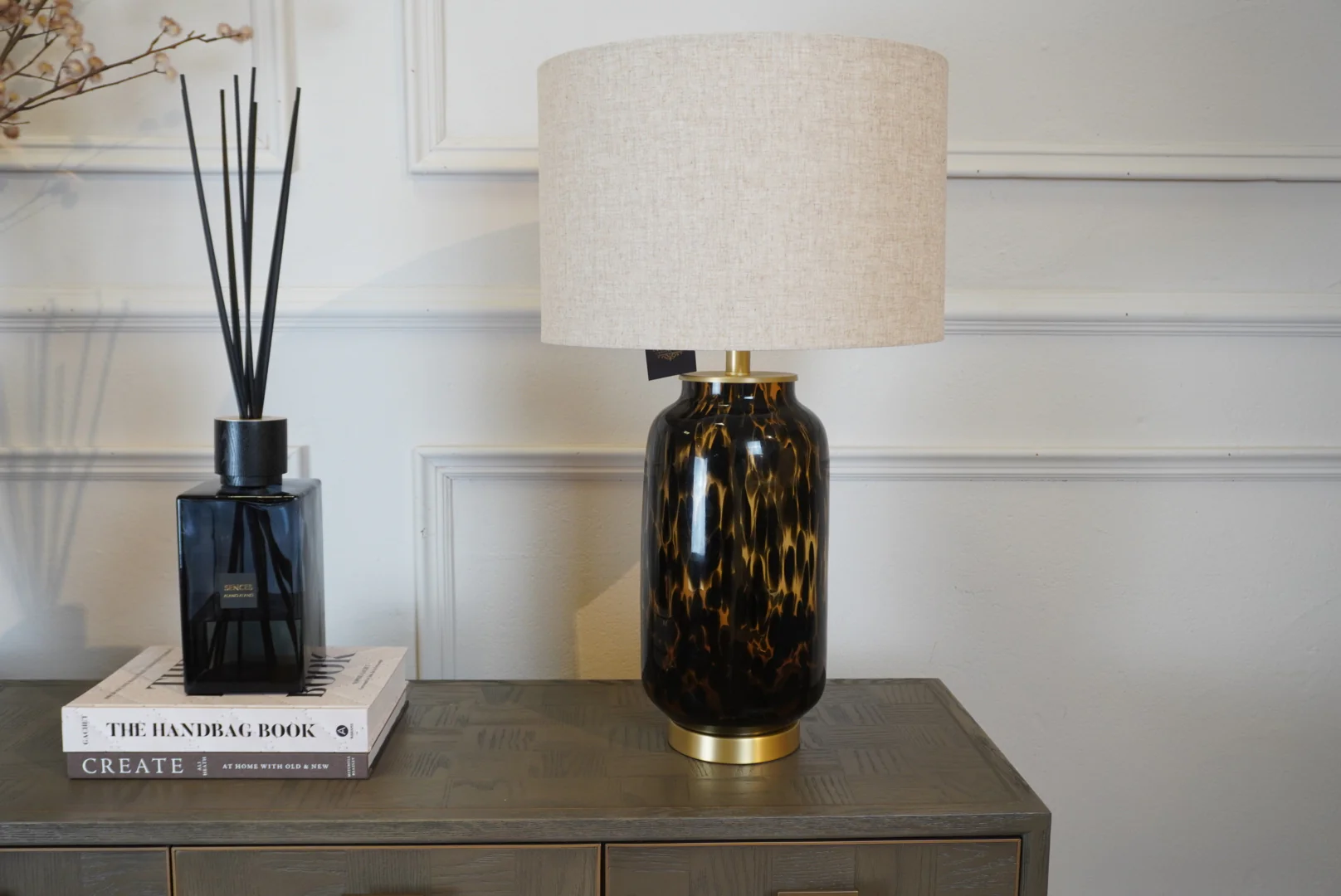Tortoise Effect Glass Table Lamp with Linen Shade - Image 2