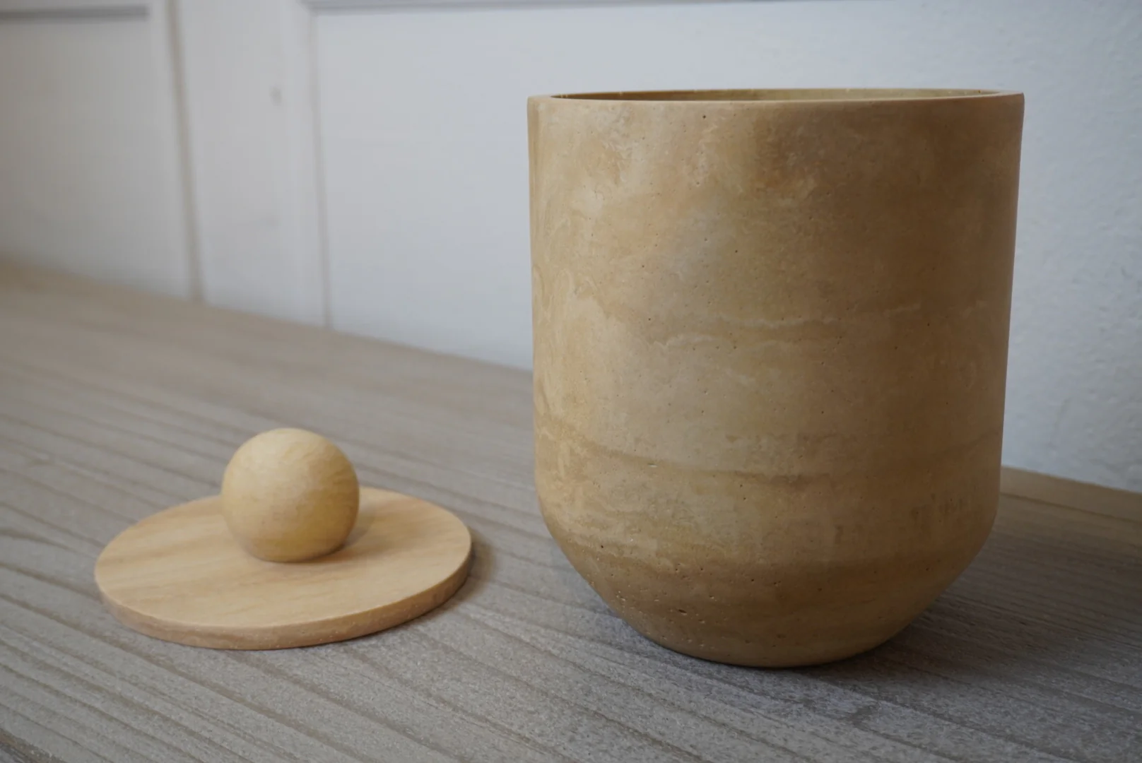 Travertine Effect Ice Bucket - Image 3